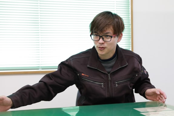 製造 Iさんのインタビュー写真
